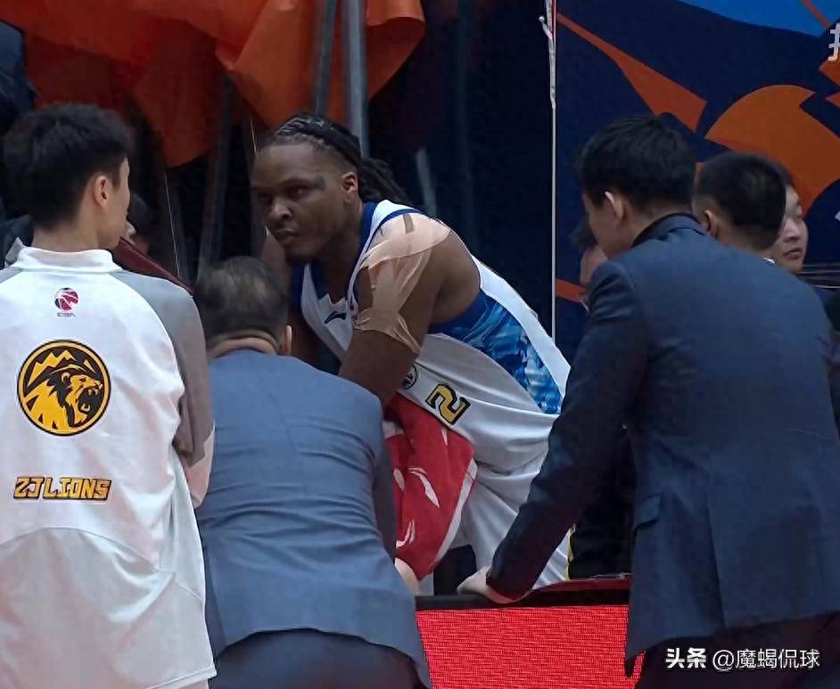 今晚体能课后;山东男篮豪取连胜备战德甲;震撼外界;纪律约束更严格的简单介绍 今晚体能课后;山东男篮豪取连胜备战德甲;震撼外界;纪律约束更严格的简单介绍